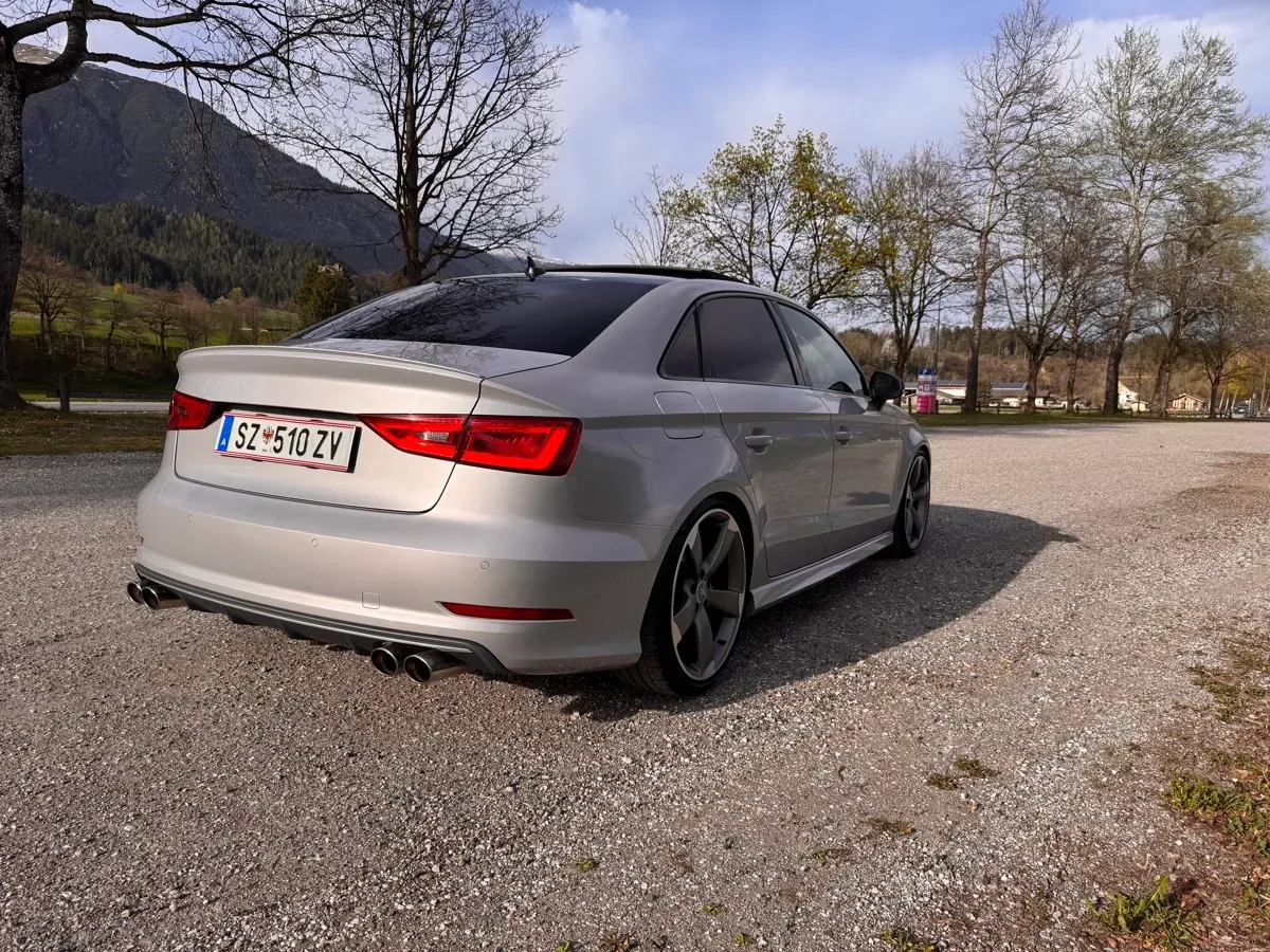 Audi A3 2015 photo 3