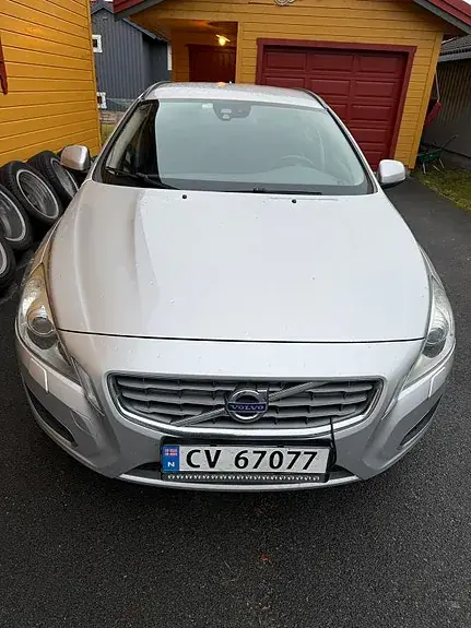 Volvo V60 2012 photo 2