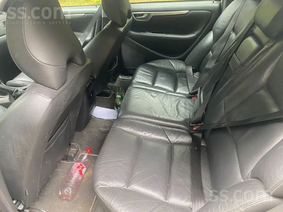Volvo V70 2004 photo 5