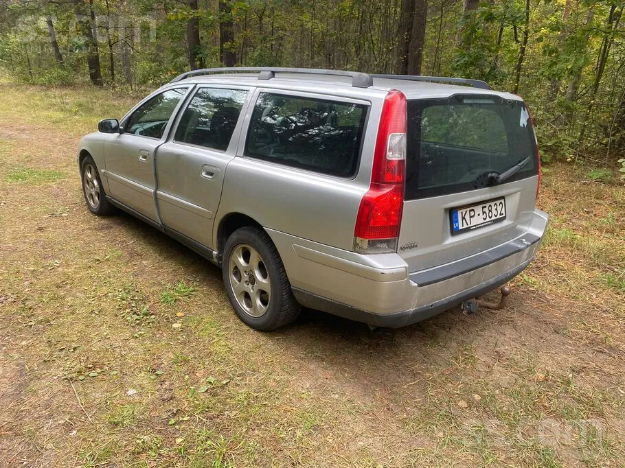 Volvo V70 2004 photo 3