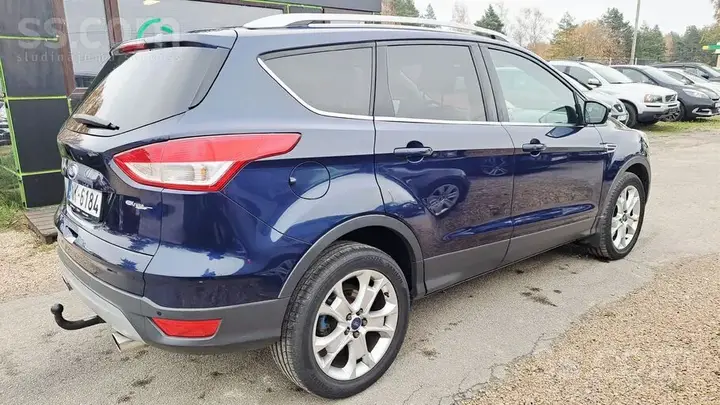 Ford Kuga 2013 photo 2