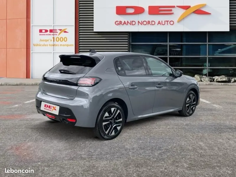 Peugeot 208 2026 photo 2