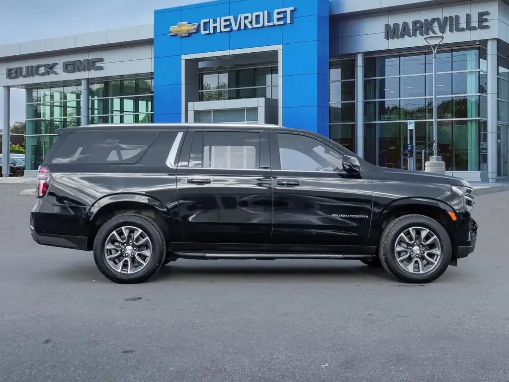 Chevrolet Suburban 2024 photo 3
