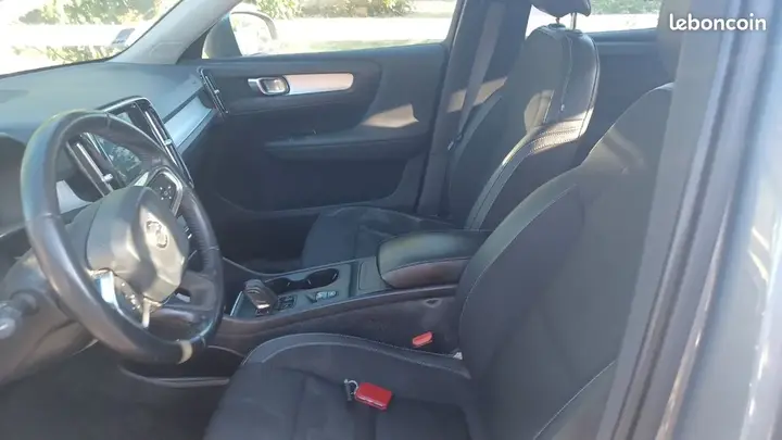 Volvo Xc40 2019 photo 3