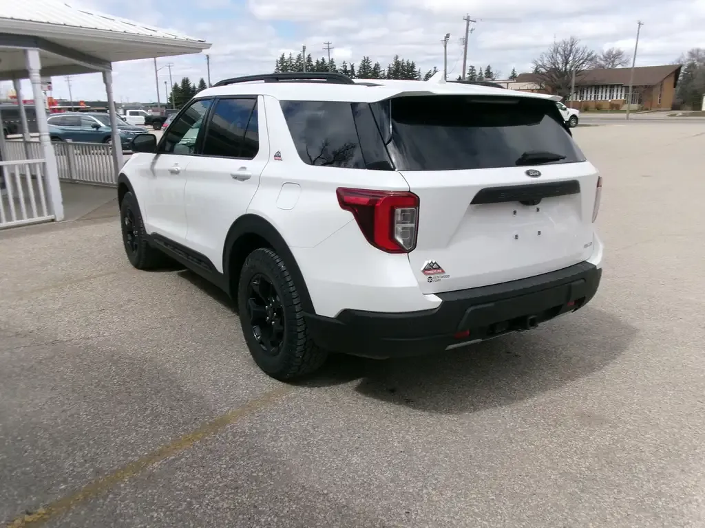 Ford Explorer 2022 photo 4