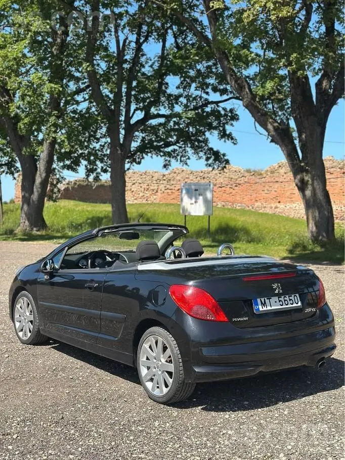 Peugeot 207 2007 photo 2