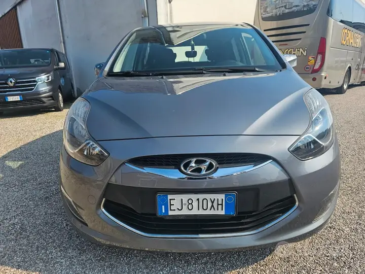Hyundai Ix20 2012 photo 3