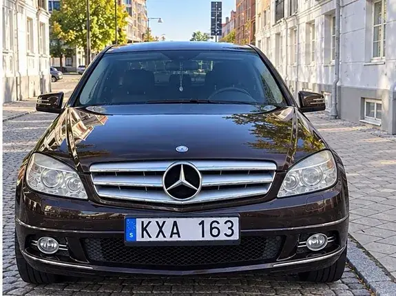 Mercedes-Benz C 220
