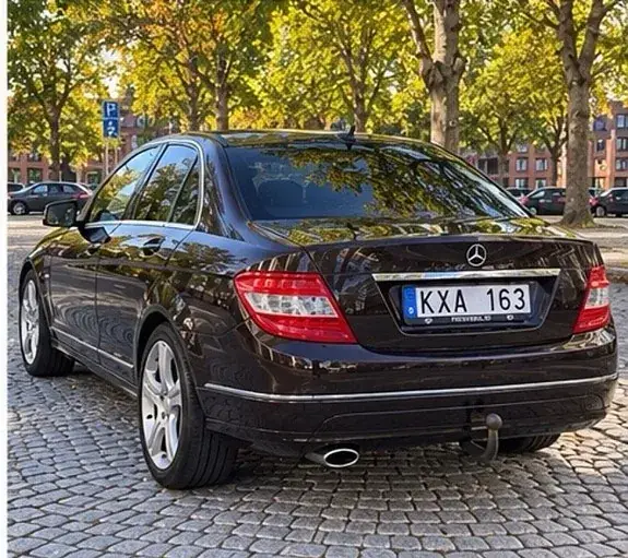 Mercedes-Benz C 220 2011 photo 3