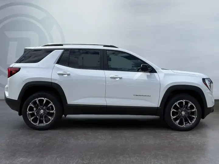 GMC Terrain 2026 photo 5