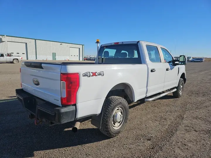 Ford F-250 Super Duty 2018 photo 4