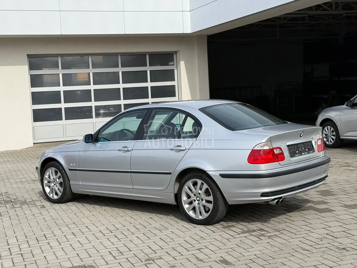 BMW 330 2000 photo 3
