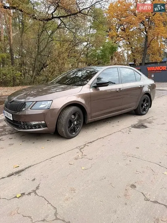 Skoda Octavia 2018 photo 2