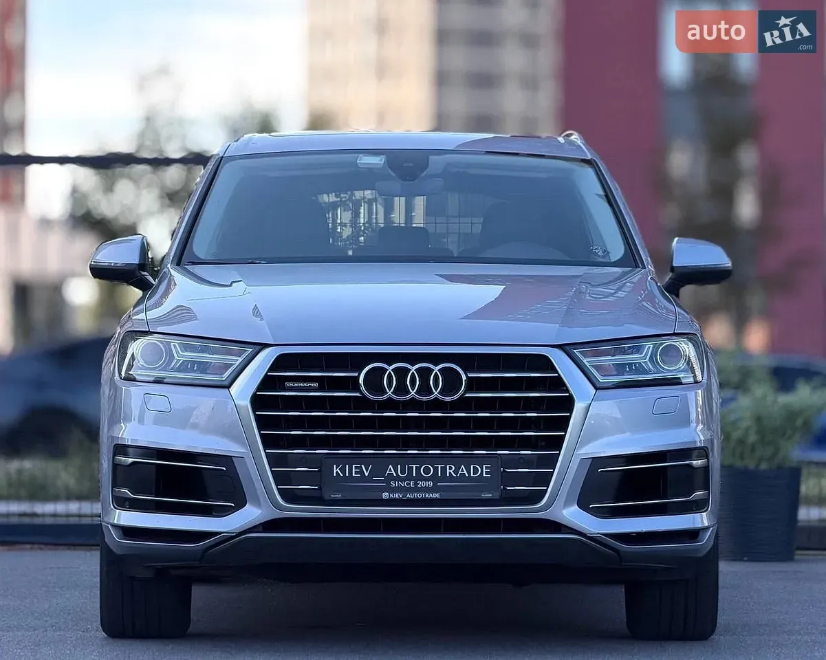 Audi Q7 2016 photo 4