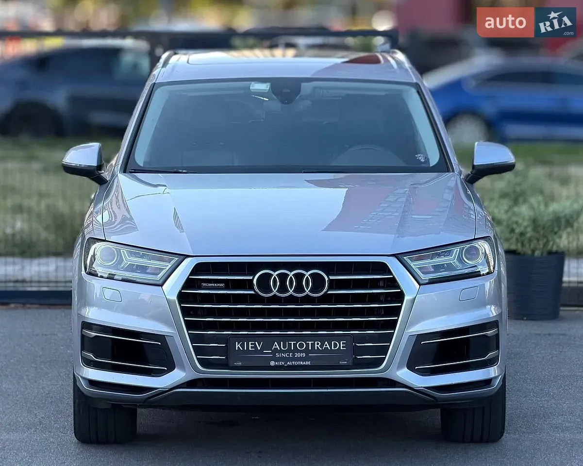 Audi Q7 2016 photo 5