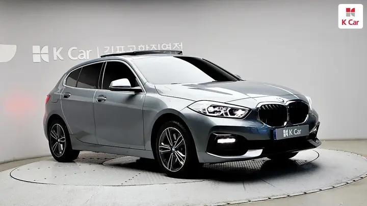 BMW 1 Series 2023 photo 3