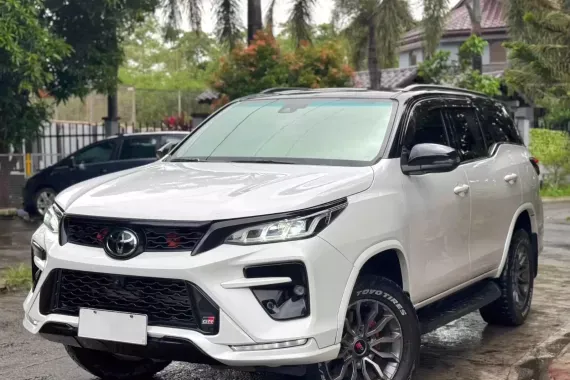 Toyota Fortuner 2023 photo 2