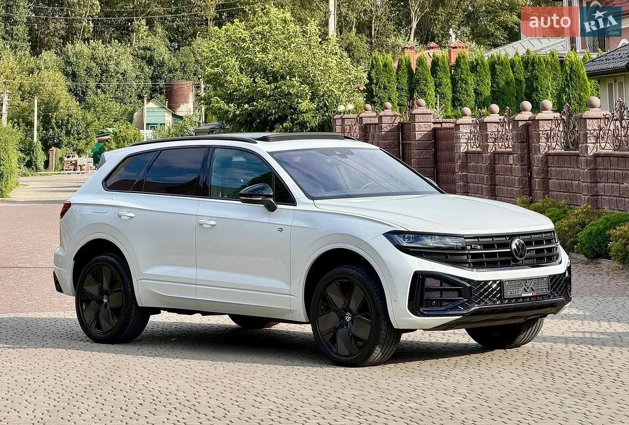 Volkswagen Touareg 2024 photo 2