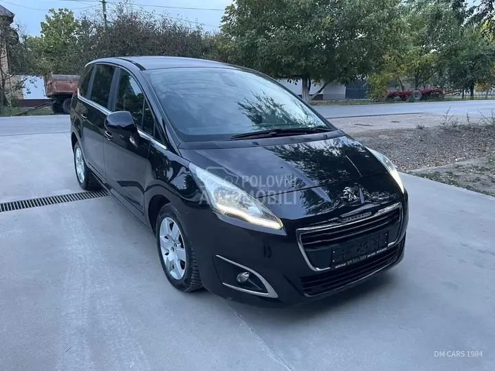 Peugeot 5008 2014 photo 2