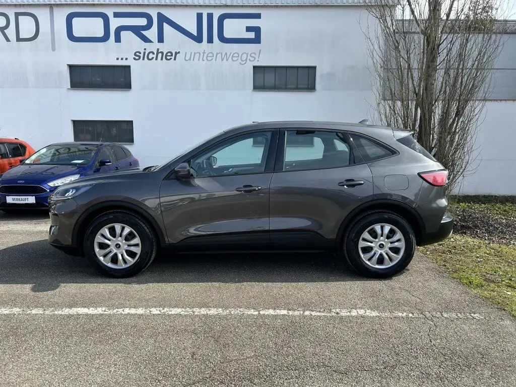 Ford Kuga 2022 photo 3