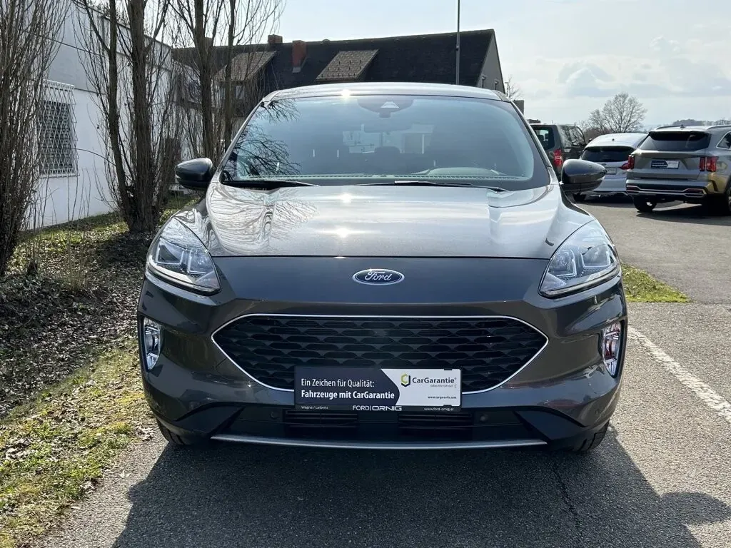 Ford Kuga 2022 photo 2