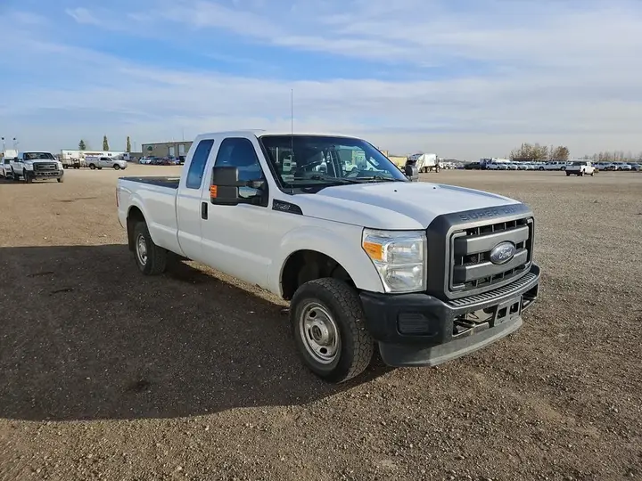 Ford F-250 Super Duty 2015 photo 2
