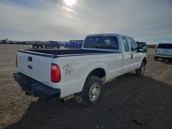 Ford F-250 Super Duty 2015 photo 4
