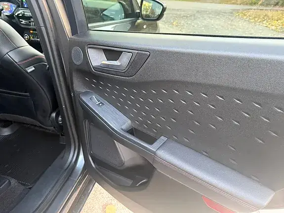 Ford Kuga 2021 photo 3