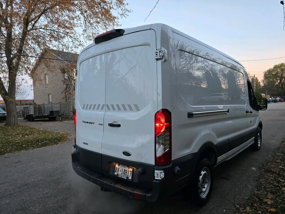 Ford Transit 2018 photo 5