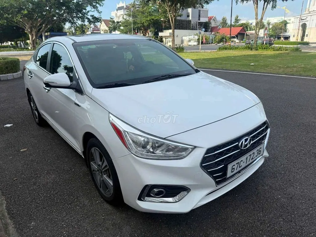 Hyundai Accent 2019 photo 2