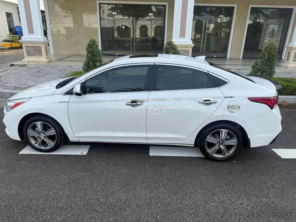 Hyundai Accent 2019 photo 4