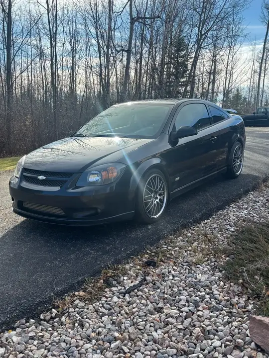 Chevrolet Cobalt 2010 photo 2