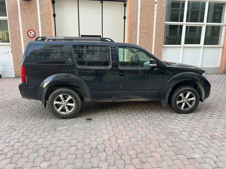 Nissan Pathfinder 2008 photo 4