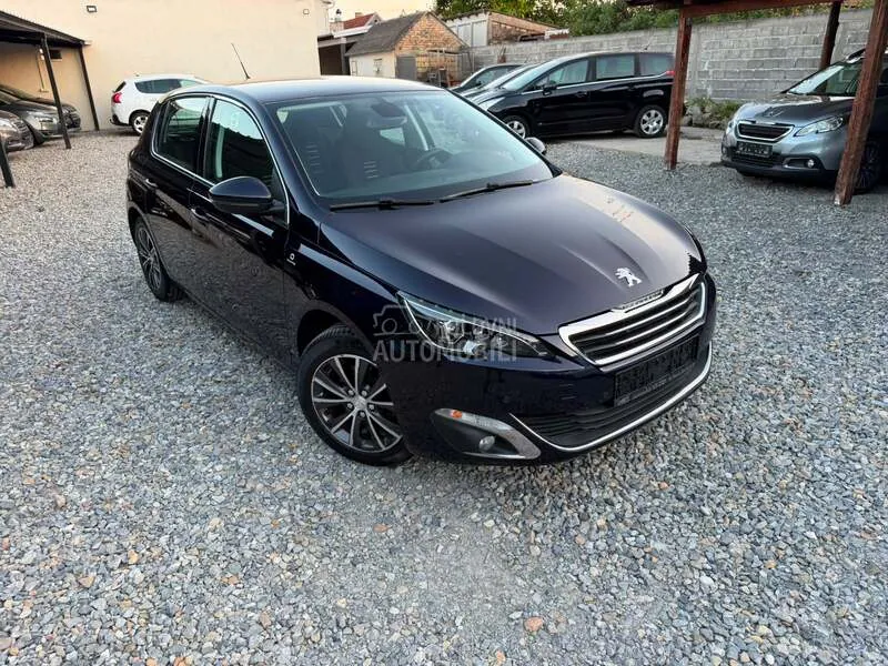 Peugeot 308 2013 photo 2