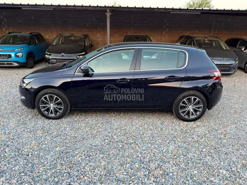 Peugeot 308 2013 photo 5