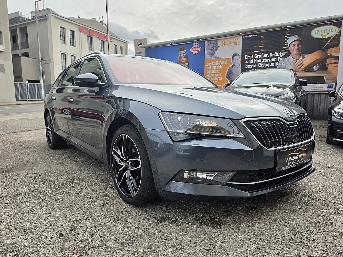 Skoda Superb 2017 photo 2