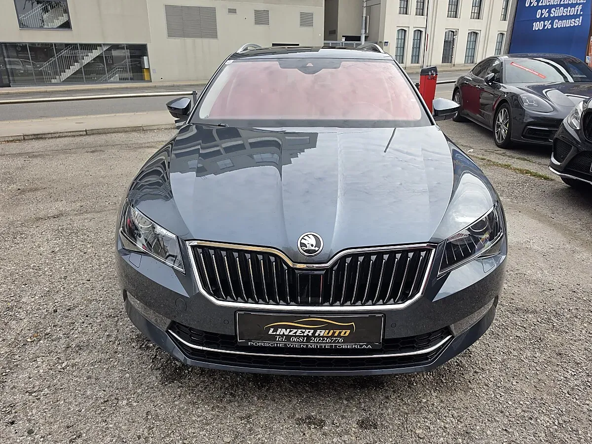 Skoda Superb 2017 photo 3