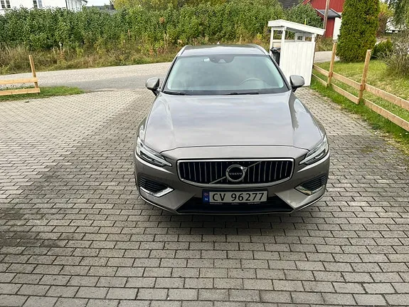 Volvo V60 2021 photo 4