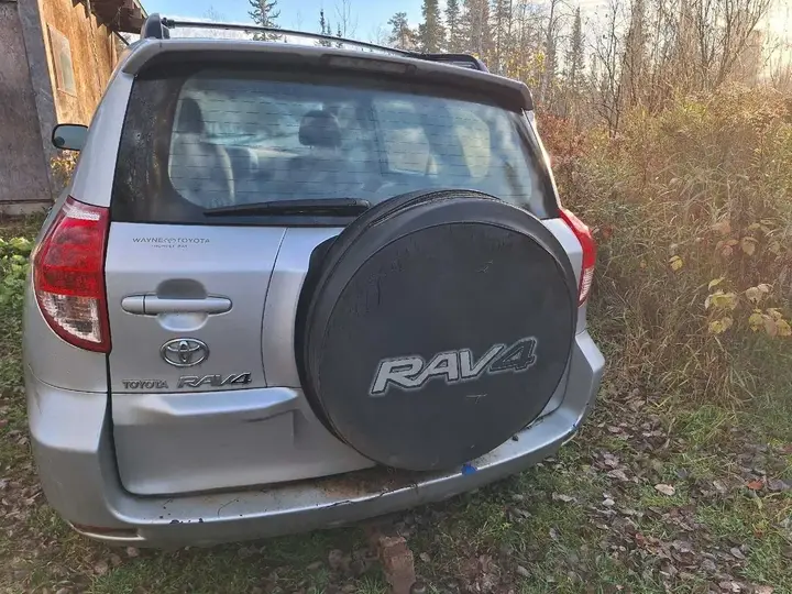 Toyota Rav4 2007 photo 2