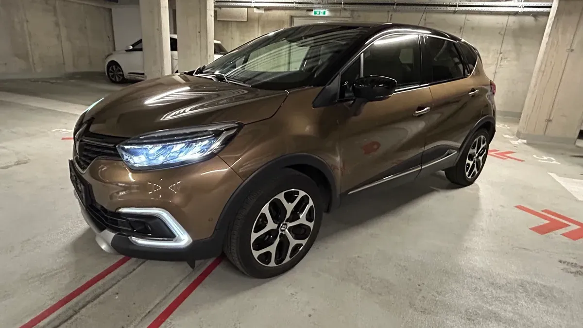 Renault Captur 2018 photo 2