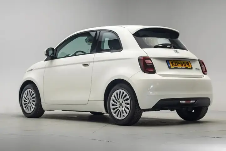 Fiat 500E 2023 photo 3