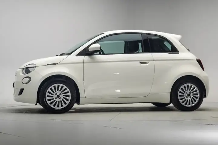 Fiat 500E 2023 photo 2
