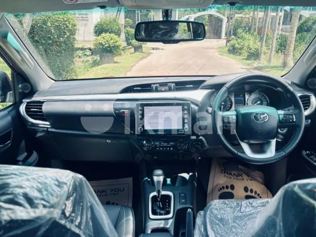 Toyota Hilux 2025 photo 3