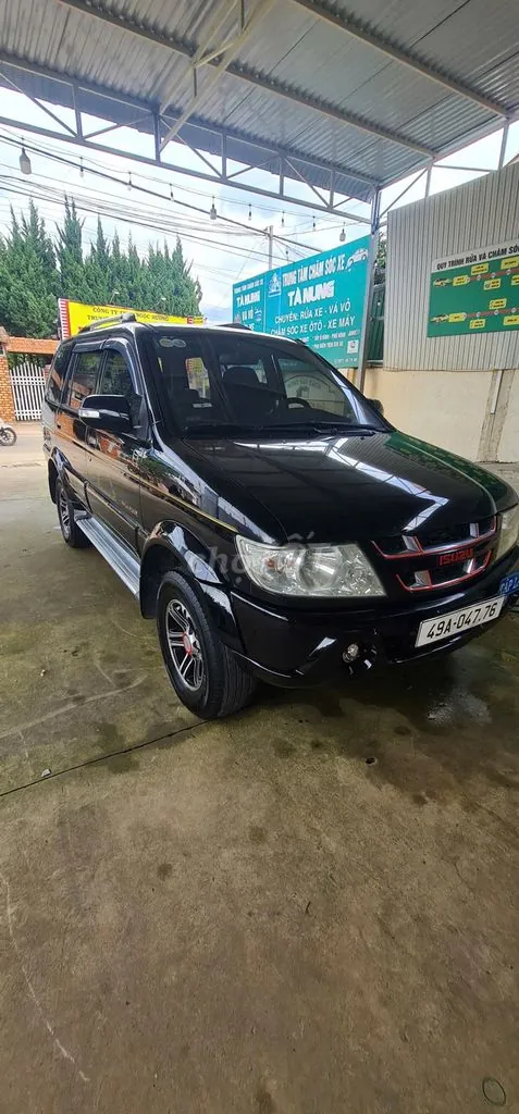 Isuzu Hilander 2009 photo 3