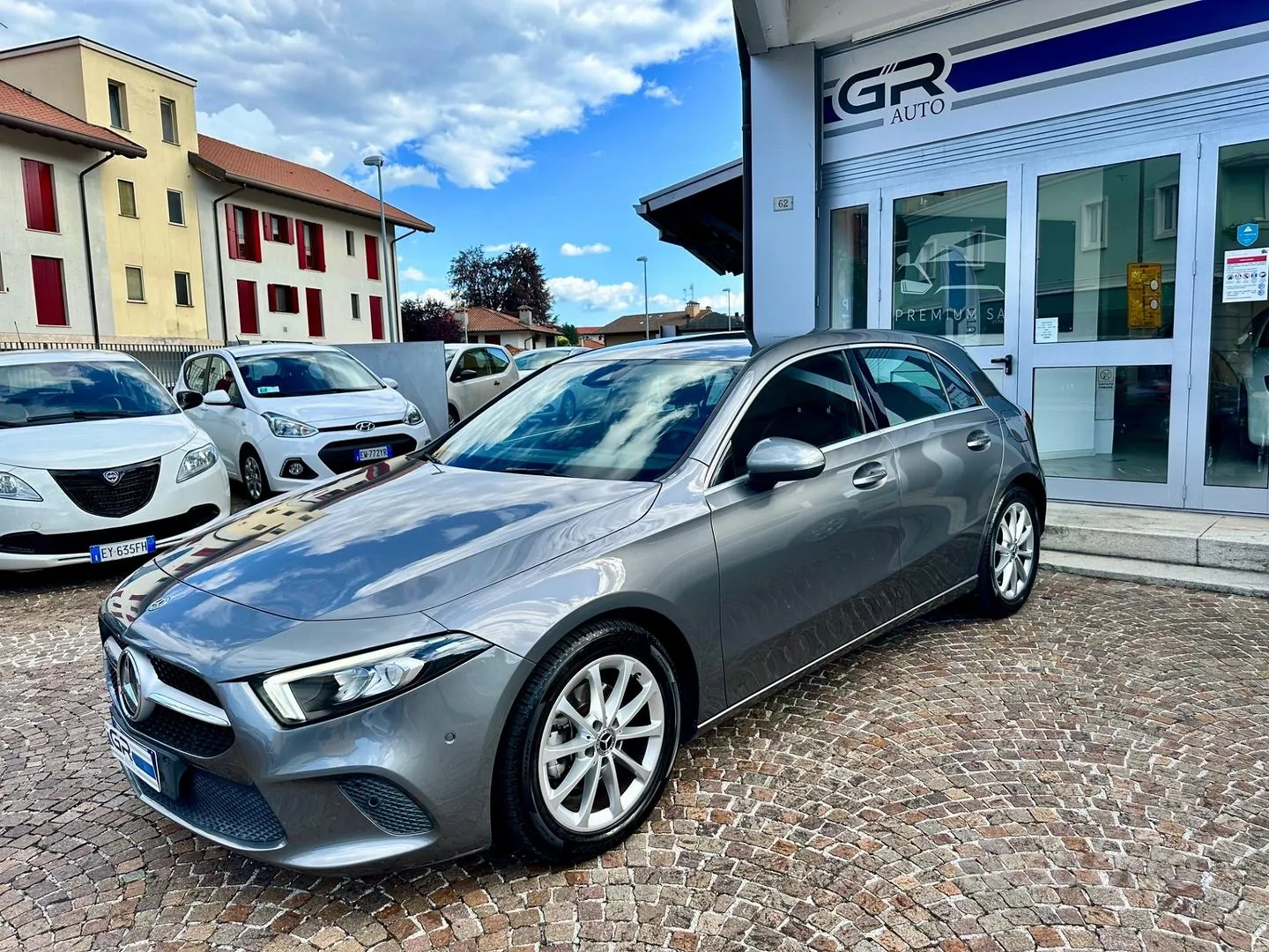 Mercedes-Benz A 180