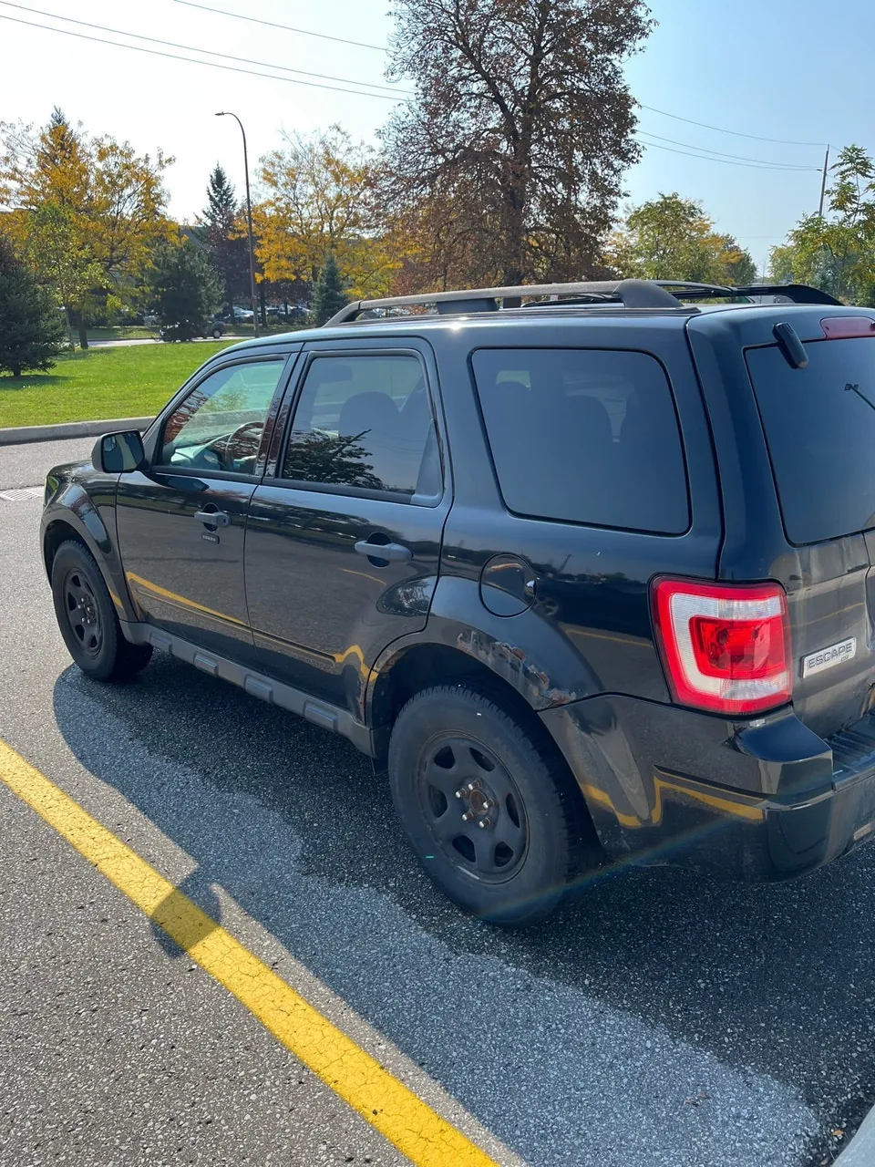 Ford Escape 2012 photo 2