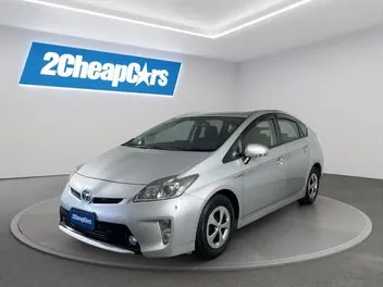 Toyota Prius 2014 photo 2