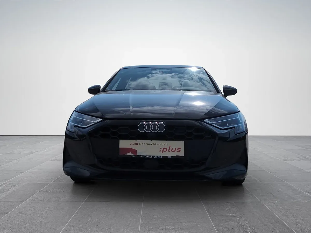 Audi A3 2025 photo 2