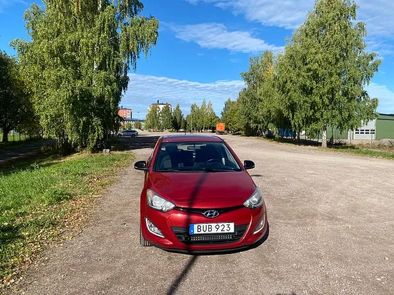 Hyundai I20 2015 photo 2