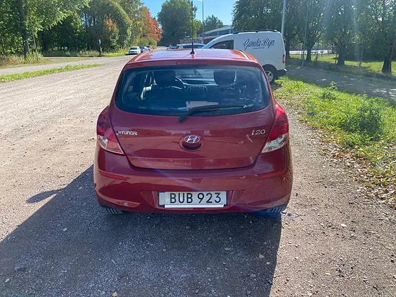 Hyundai I20 2015 photo 3